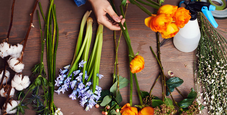 coffee-table-dekoration-blumen-1