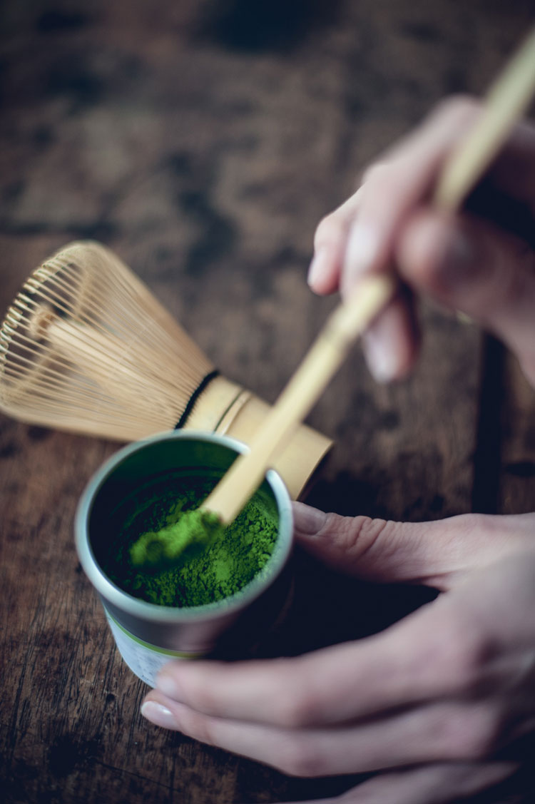 TEATOX_Mood_Energy-Matcha_Chasen-Presse