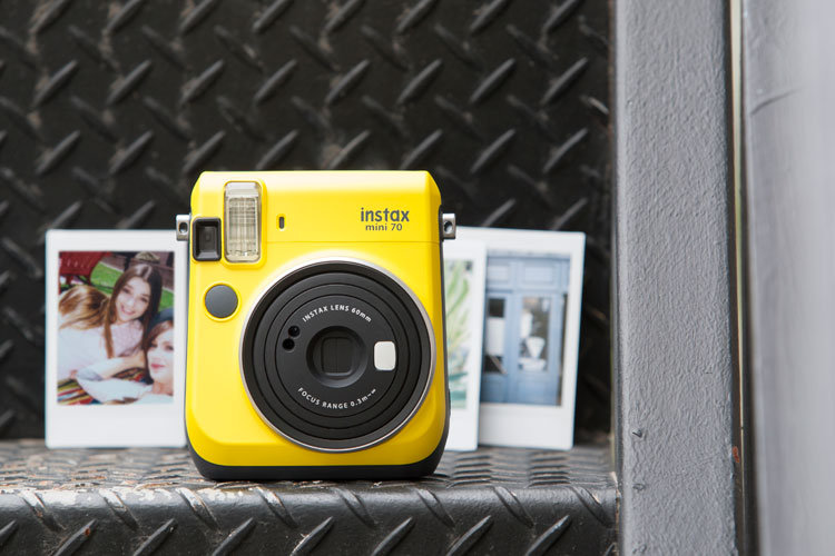 FUJIFILM instax FUJIFILM instax mini 70 