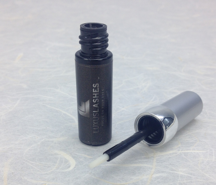 Wimpernserum von LuxusLashes