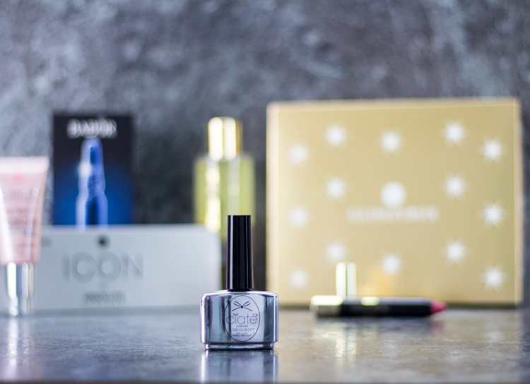 glossybox-golden-christmas-box-top-coat