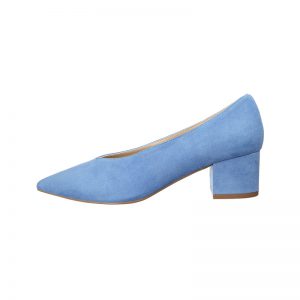 V-Neck Pumps in Hellblau