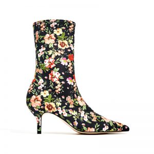 Stiefelette mit Blumen