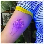 Trend UV-Licht Tattoos