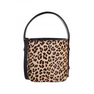 Tasche im Leo-Print