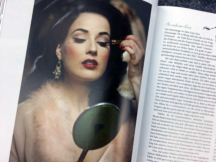 buch beauty und glamour dita von teese