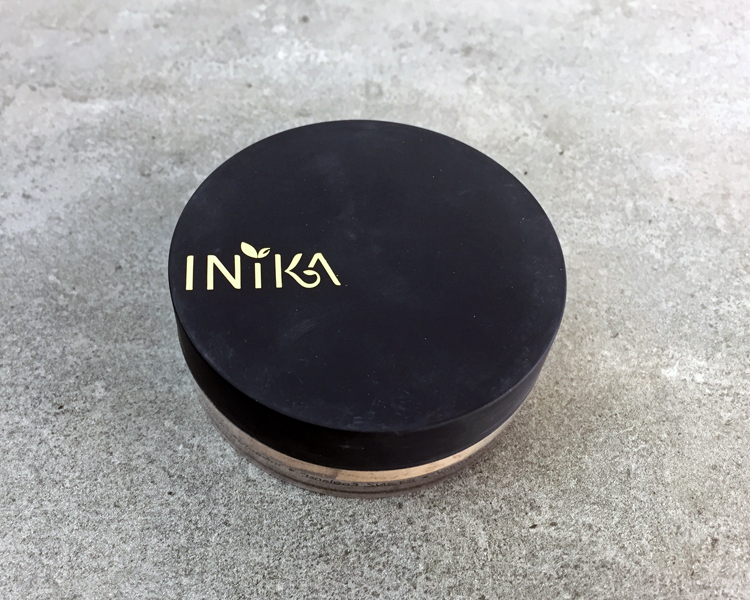 inika mineral foundation