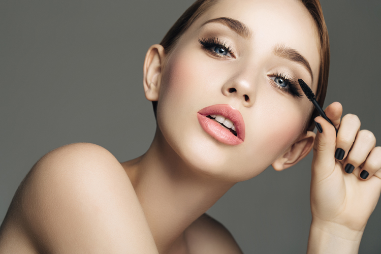 mascara bruechige wimpern