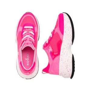 neo-pinkfarbene sneaker mit weißer plateau-sohle