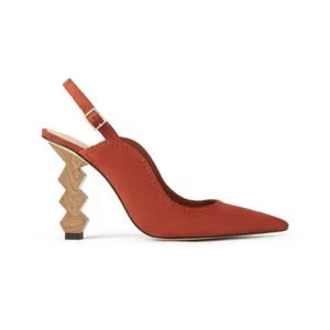 produktbild roter slingback pumps mit kunstvollem absatz