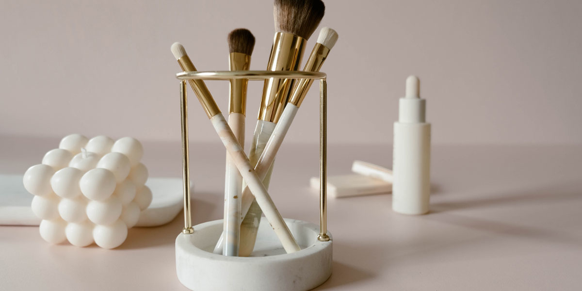 brush holder jacks beauty line