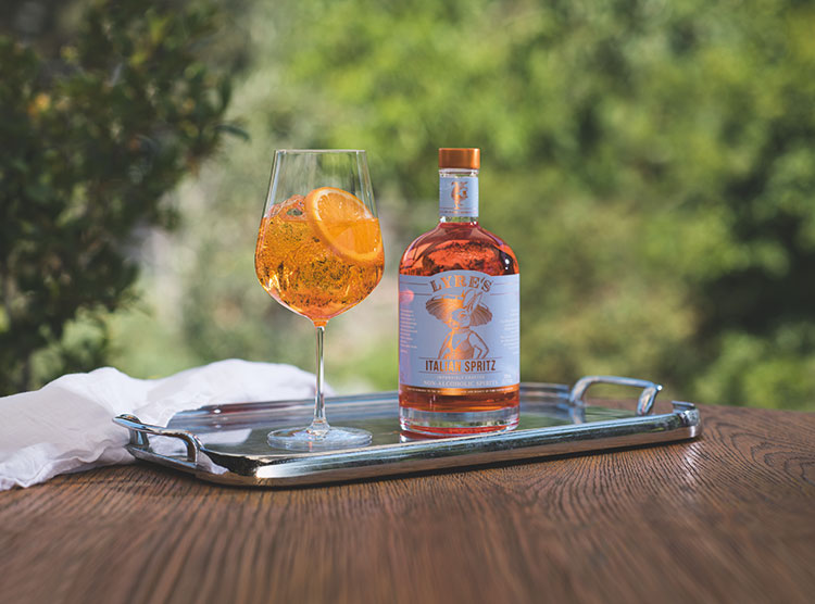 Lyre's Amalfi Spritz