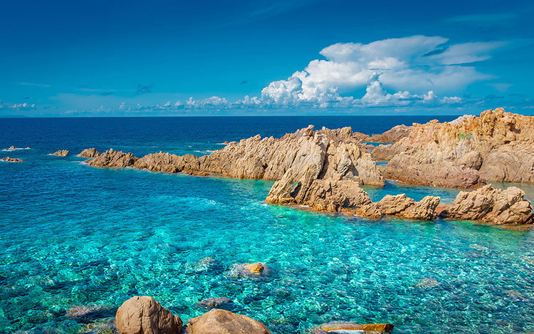 sardinien-urlaub-(c)Greens-and-Blues-shutterstock.com