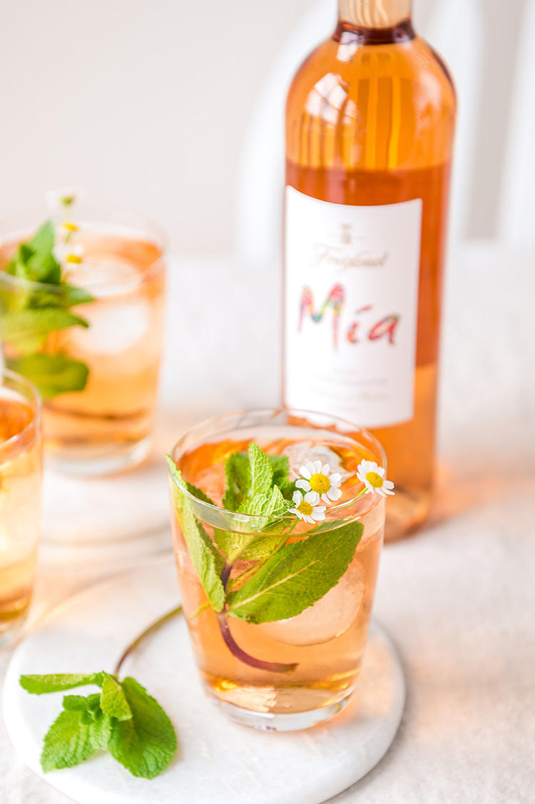 Freixenet Mia_Rhabarber Rose Dream_mit Flasche