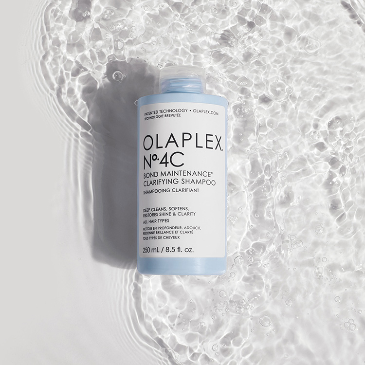 Olaplex_NO. 4C_Bond Maintenance Clarifying Shampoo _Mood_01