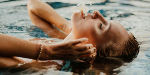 frau wasser