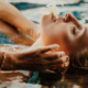 frau wasser