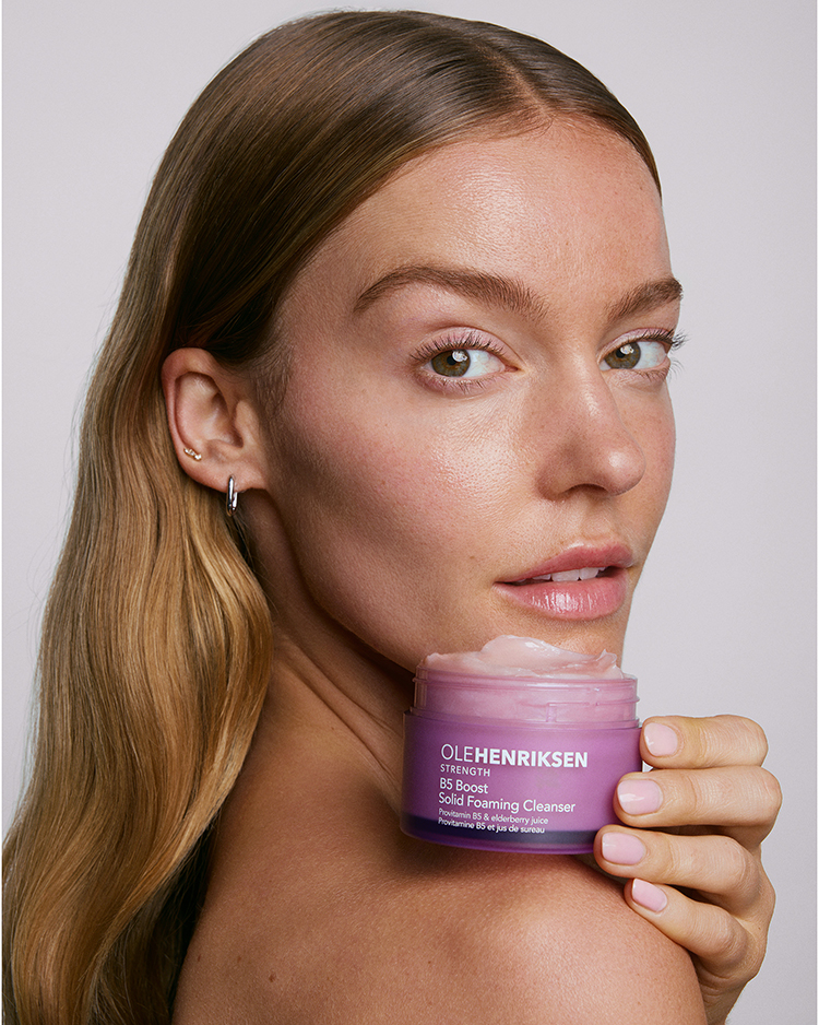 B5 Boost Solid Cleanser (100ml)_35,00€_2_2362x2953_300DPI
