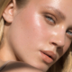 frau glowing skin
