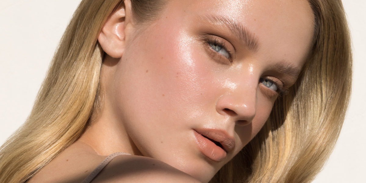 frau glowing skin