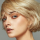 frau kurze haare